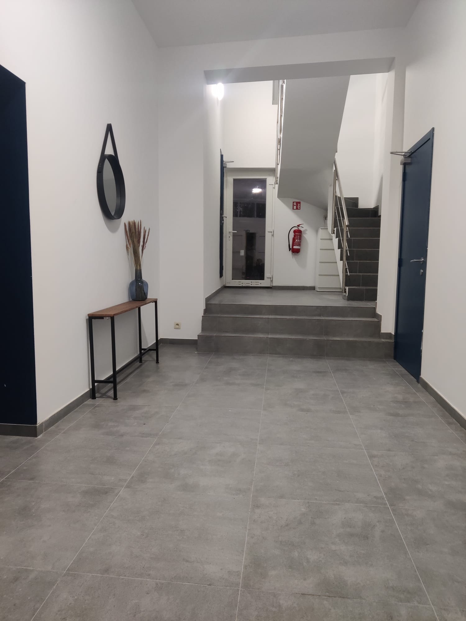 Professional Apartment in Mons, Belgium - 2 bedrooms for 4 persons - Reference M-05 - Image 1